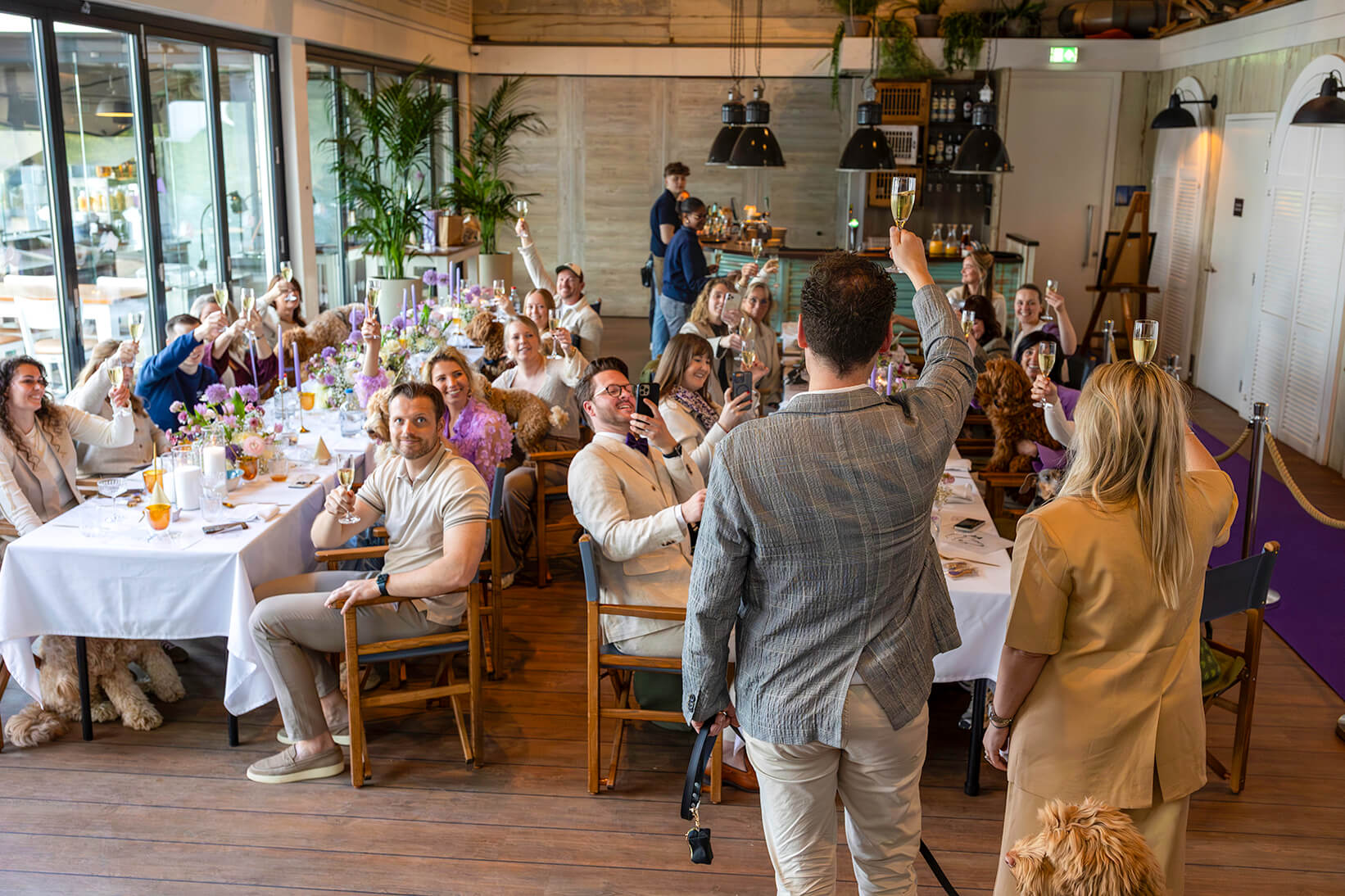 EventJames10 Cheers op een geslaagd event